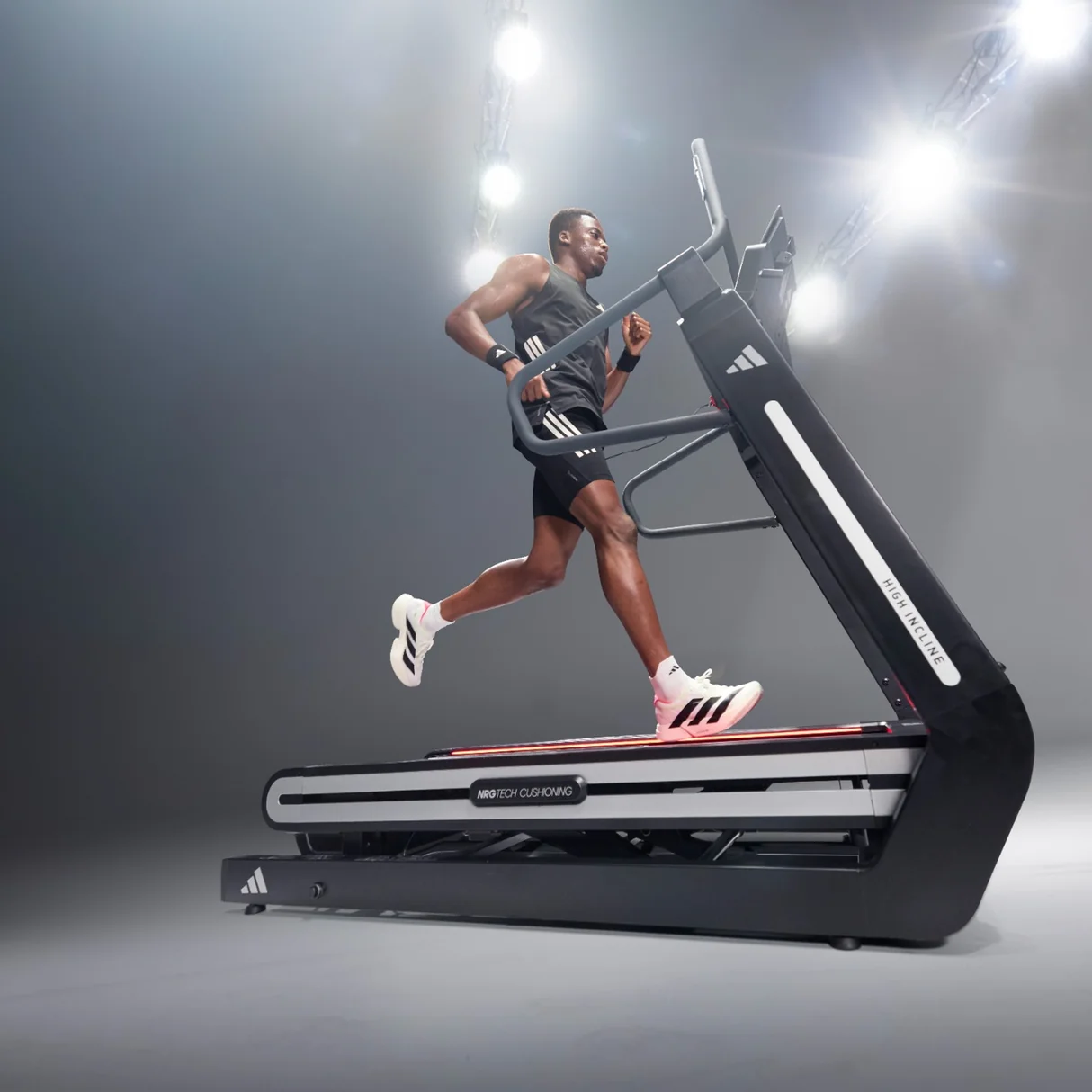 adidas Laufband T-800 Incline – Bild 9